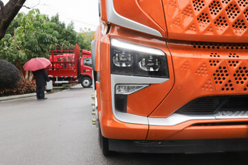 �������� ����H5V 460���� 6X4 AMT�Զ���ǣ����(����)(LZ4250H7DC1)ͼƬ