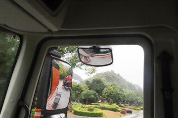 �������� ����H5V 460���� 6X4 AMT�Զ���ǣ����(����)(LZ4250H7DC1)ͼƬ