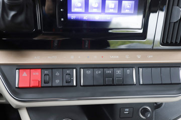 �������� ����H5V 460���� 6X4 AMT�Զ���ǣ����(����)(LZ4250H7DC1)ͼƬ