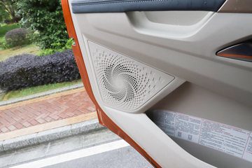 �������� ����H5V 460���� 6X4 AMT�Զ���ǣ����(����)(LZ4250H7DC1)ͼƬ