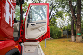 乘龙H5V&nbsp;载货车驾驶室                                               图片