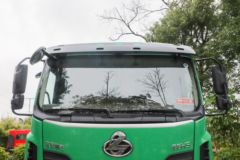 东风柳汽 乘龙H5重卡 长续航版 8X4 7.8米换电式纯电动自卸车350kWh