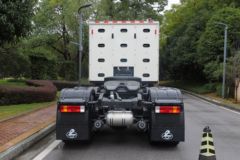 东风柳汽 乘龙H7 460马力 6X4 CNG牵引车(国六)(液缓)(LZ4251H7DM1)