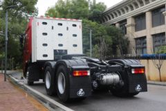 东风柳汽 乘龙H7 460马力 6X4 CNG牵引车(国六)(液缓)(LZ4251H7DM1)