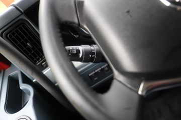 �������� ����H7 460���� 6X4 CNGǣ����(����)(Һ��)ͼƬ