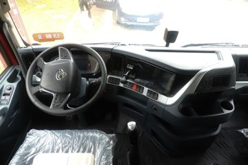 �������� ����H7 460���� 6X4 CNGǣ����(����)(Һ��)ͼƬ