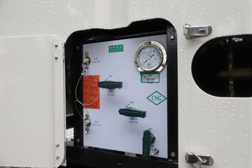 �������� ����H7 460���� 6X4 CNGǣ����(����)(Һ��)(LZ4251H7DM1)ͼƬ