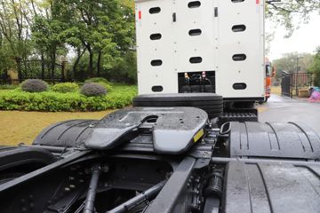 �������� ����H7 460���� 6X4 CNGǣ����(����)(Һ��)(LZ4251H7DM1)ͼƬ