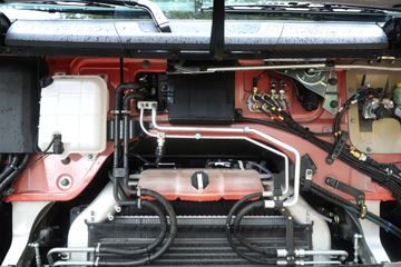 �������� ����H7 460���� 6X4 CNGǣ����(����)(Һ��)(LZ4251H7DM1)ͼƬ