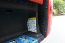 乘龙H7&nbsp;电动牵引车外观图片