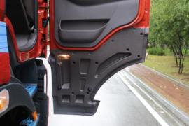 乘龙H7&nbsp;电动牵引车驾驶室图片