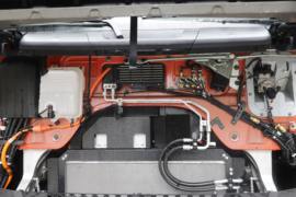 乘龙H7&nbsp;电动牵引车底盘图片