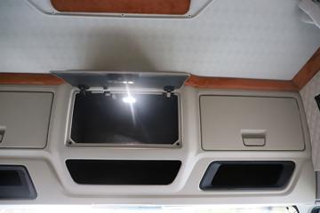 �������� ����T7 560���� 6X4 AMT�Զ���ǣ����(����)(��Һ��)ͼƬ