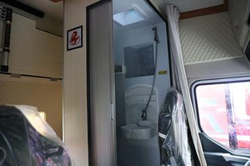 �������� ����T7 560���� 6X4 AMT�Զ���ǣ����(����)(��Һ��)ͼƬ