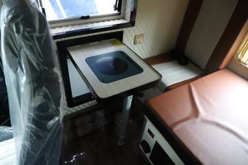 �������� ����T7 560���� 6X4 AMT�Զ���ǣ����(����)(��Һ��)ͼƬ