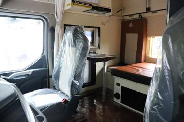 �������� ����T7 560���� 6X4 AMT�Զ���ǣ����(����)(��Һ��)ͼƬ