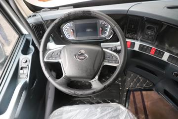 �������� ����T7 560���� 6X4 AMT�Զ���ǣ����(����)(��Һ��)ͼƬ