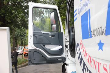 �������� ����T7 560���� 6X4 AMT�Զ���ǣ����(����)(��Һ��)ͼƬ