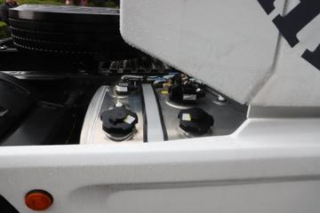 �������� ����T7 560���� 6X4 AMT�Զ���ǣ����(����)(��Һ��)ͼƬ