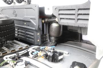 �������� ����T7 560���� 6X4 AMT�Զ���ǣ����(����)(��Һ��)ͼƬ