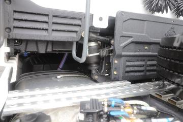 �������� ����T7 560���� 6X4 AMT�Զ���ǣ����(����)(��Һ��)ͼƬ