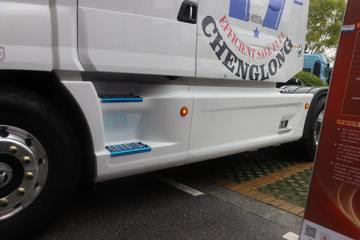 �������� ����T7 560���� 6X4 AMT�Զ���ǣ����(����)(��Һ��)ͼƬ