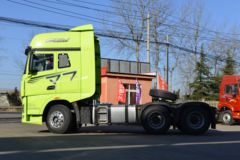 一汽解放 J7重卡 560马力 6X4 AMT自动档牵引车(国六)(一汽解放12档)(CA4250P77K25T1E6Z)