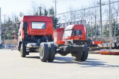 青岛解放 JK6中卡 220马力 4X2 6.8米栏板载货车(国六)(一汽)(4.875速比)(CA1180P28K2L2E6A80)