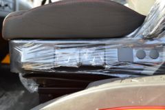 青岛解放 JK6中卡 220马力 4X2 6.8米栏板载货车(国六)(一汽)(4.875速比)(CA1180P28K2L2E6A80)