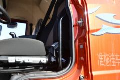 青岛解放 悍VH 500马力 6X4 牵引车(国六)(国六)(CA4252P2K2T1E6A80)