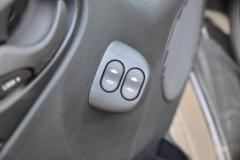 江铃汽车 福顺 2023款 146马力 6座 短轴 2.0T柴油 中高顶多用途乘用车