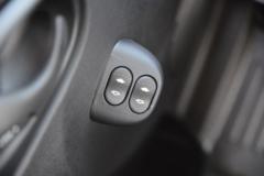 江铃汽车 福顺 2023款 146马力 6座 中轴 2.0T柴油 中高顶多用途乘用车