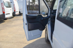 江铃汽车 福顺 2023款 146马力 6座 中轴 2.0T柴油 中高顶多用途乘用车