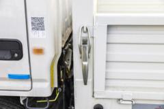 江铃 顺达窄体 129马力 4.22米单排栏板轻卡(液刹)