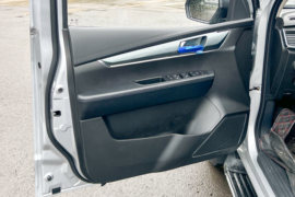 五十铃达咖TAGA H&nbsp;皮卡驾驶室                                               图片