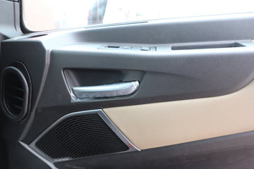 ���� ŷ��EST ������ 320���� 6X2 9.53��AMT�Զ��������ػ���ͼƬ