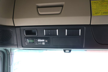 ���� ŷ��EST ������ 320���� 6X2 9.53��AMT�Զ��������ػ���ͼƬ