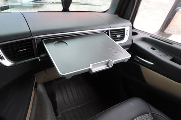 ���� ŷ��EST ������ 320���� 6X2 9.53��AMT�Զ��������ػ���ͼƬ