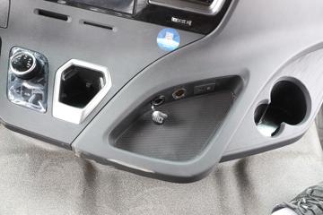 ���� ŷ��EST ������ 320���� 6X2 9.53��AMT�Զ��������ػ���ͼƬ