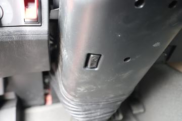 ���� ŷ��EST ������ 320���� 6X2 9.53��AMT�Զ��������ػ���ͼƬ