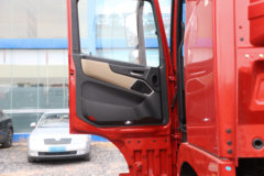 福田 欧曼EST 基本版 320马力 6X2 9.53米AMT自动档栏板载货车(BJ1259Y6HPL-01)