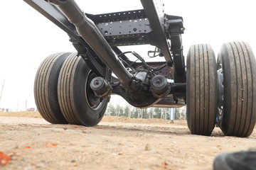 ���� ŷ��EST ������ 320���� 6X2 9.53��AMT�Զ��������ػ���ͼƬ