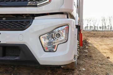 �����ؿ� ����L5000 �콢�� 260���� 4X2 9.8����ʽ�ػ���(����)(SX5189XXYLA721F2)ͼƬ