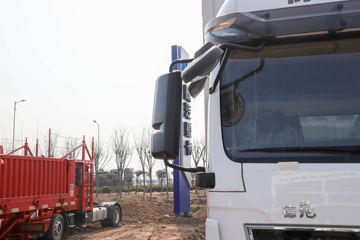 �����ؿ� ����L5000 �콢�� 260���� 4X2 9.8����ʽ�ػ���(����)(SX5189XXYLA721F2)ͼƬ