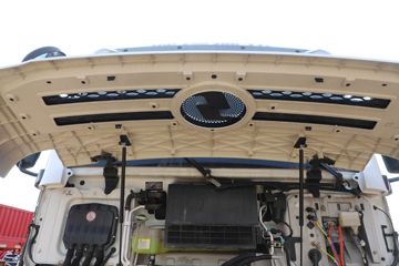 �����ؿ� ����L5000 �콢�� 260���� 4X2 9.8����ʽ�ػ���(����)(SX5189XXYLA721F2)ͼƬ