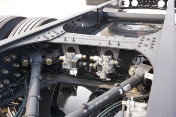 �������� ����H7�ؿ� 500���� 8X4 9.47��AMT�Զ��������ػ���(����)(LZ1311H7FC1)ͼƬ