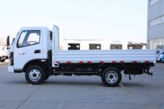 飞碟奥驰 V1系列 115马力 3.7米单排栏板轻卡(国六) 飞碟奥驰 V1系列 115马力 3.7米单排栏板轻卡(国六)