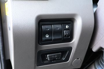 �ɵ��³� V1ϵ�� 115���� 3.7�׵��������Ῠ(����)ͼƬ