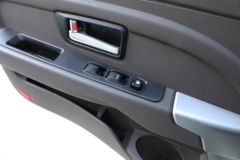 飞碟奥驰 V1系列 115马力 3.7米单排栏板轻卡(国六) 飞碟奥驰 V1系列 115马力 3.7米单排栏板轻卡(国六)