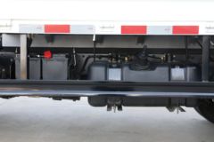 飞碟奥驰 V1系列 115马力 3.7米单排栏板轻卡(国六) 飞碟奥驰 V1系列 115马力 3.7米单排栏板轻卡(国六)